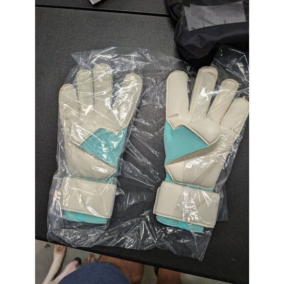 Nike GK Grip 3 Goalkeeper Soccer Gloves FB2998-010 Size 8 New! - Picture 6 of 7